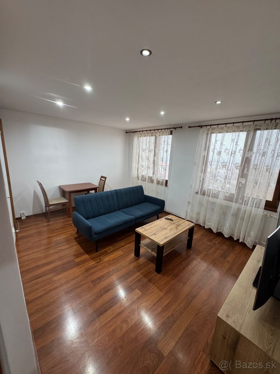 Prenajom 2 izbovy byt - 2