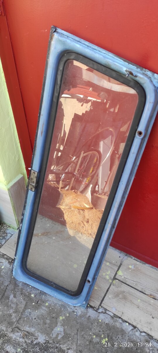 Predám zadné dvere na octavku kombi - 2