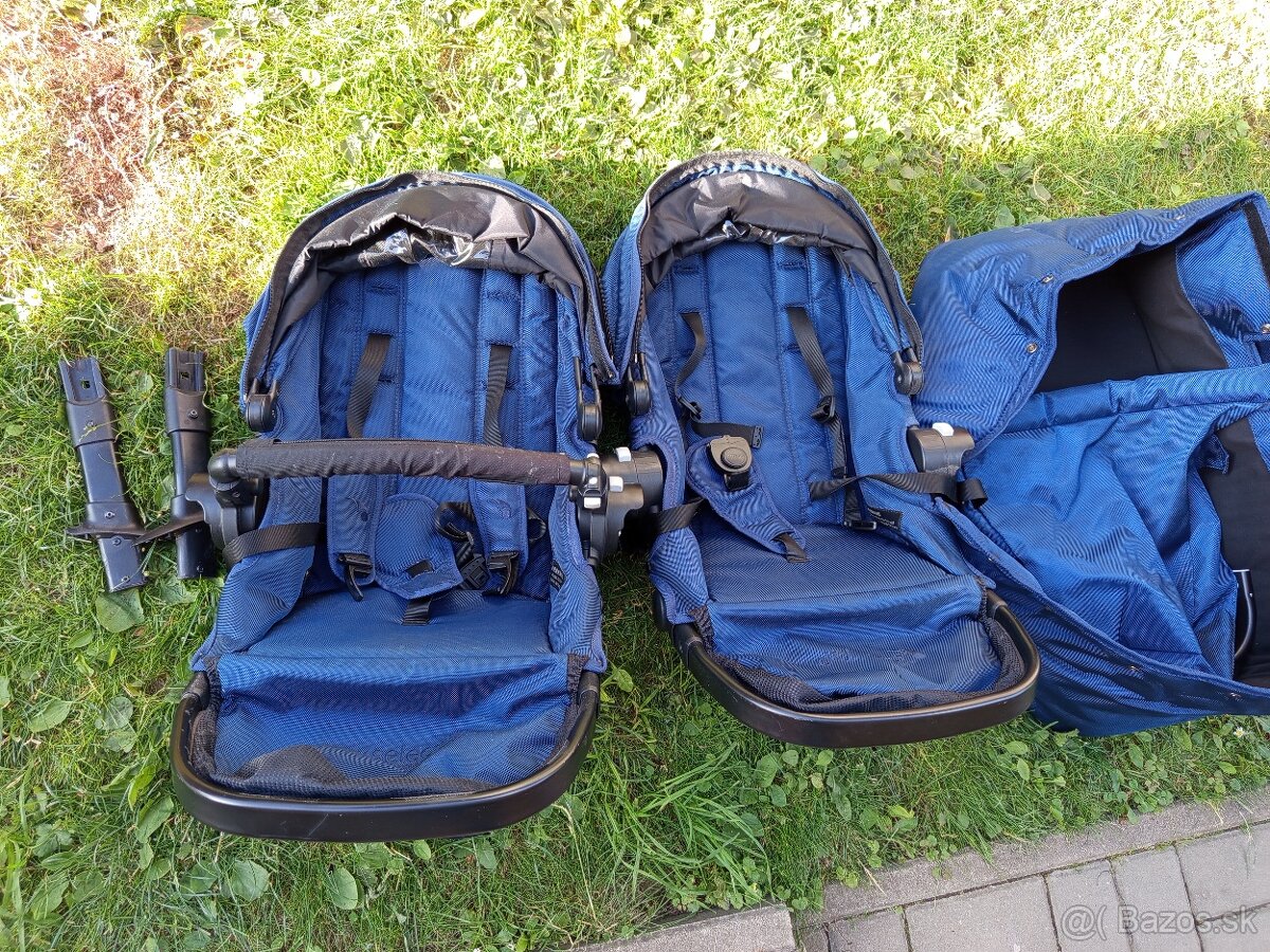 Súrodenecký/ dvojickovsky kočík 3v1 - 2