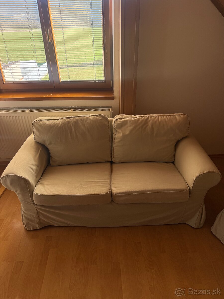 Pohovka/gauč - 2