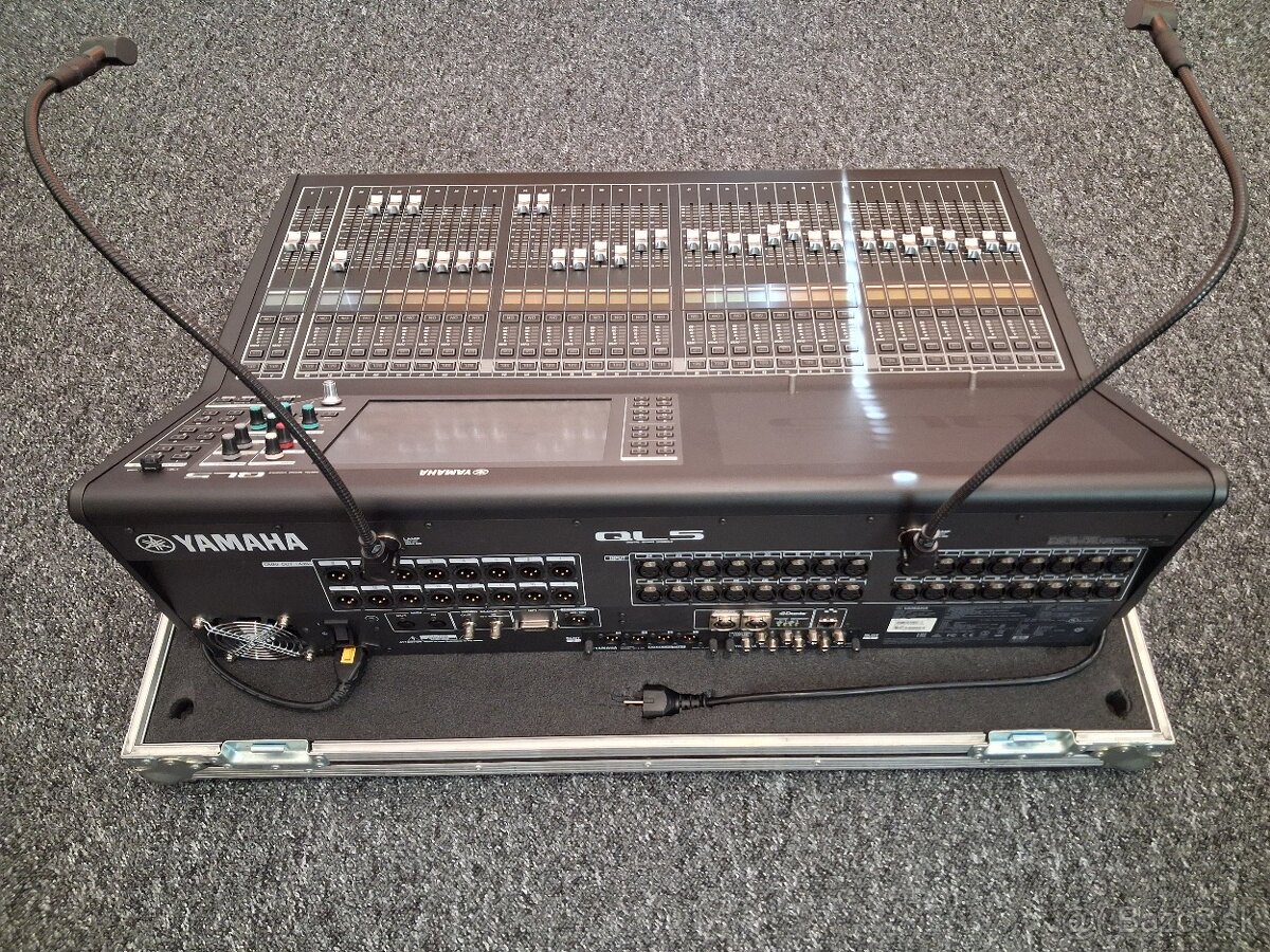 Digitálny mix YAMAHA QL5 - 2