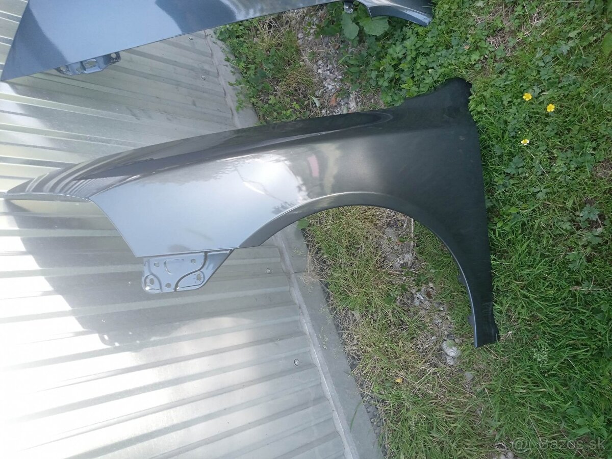 PREDAM PREDNE Blatníky Škoda Octavia 2 FARBA:9901 - 2