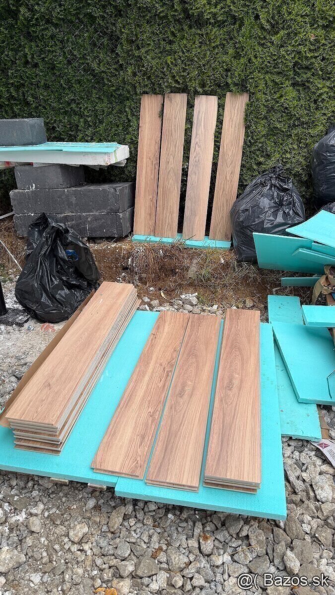 Obklad / dlažba - 2