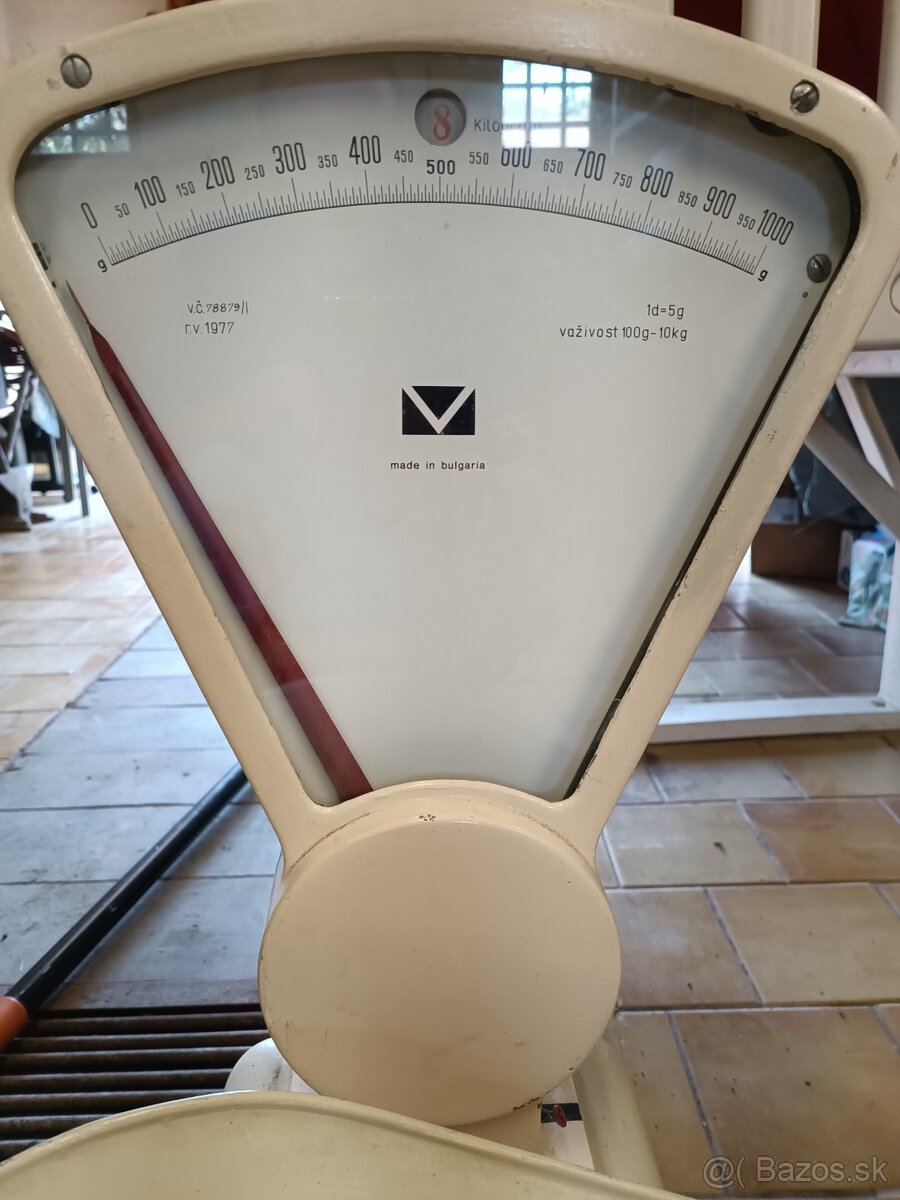 Novorodenecka vaha 1977 - 2