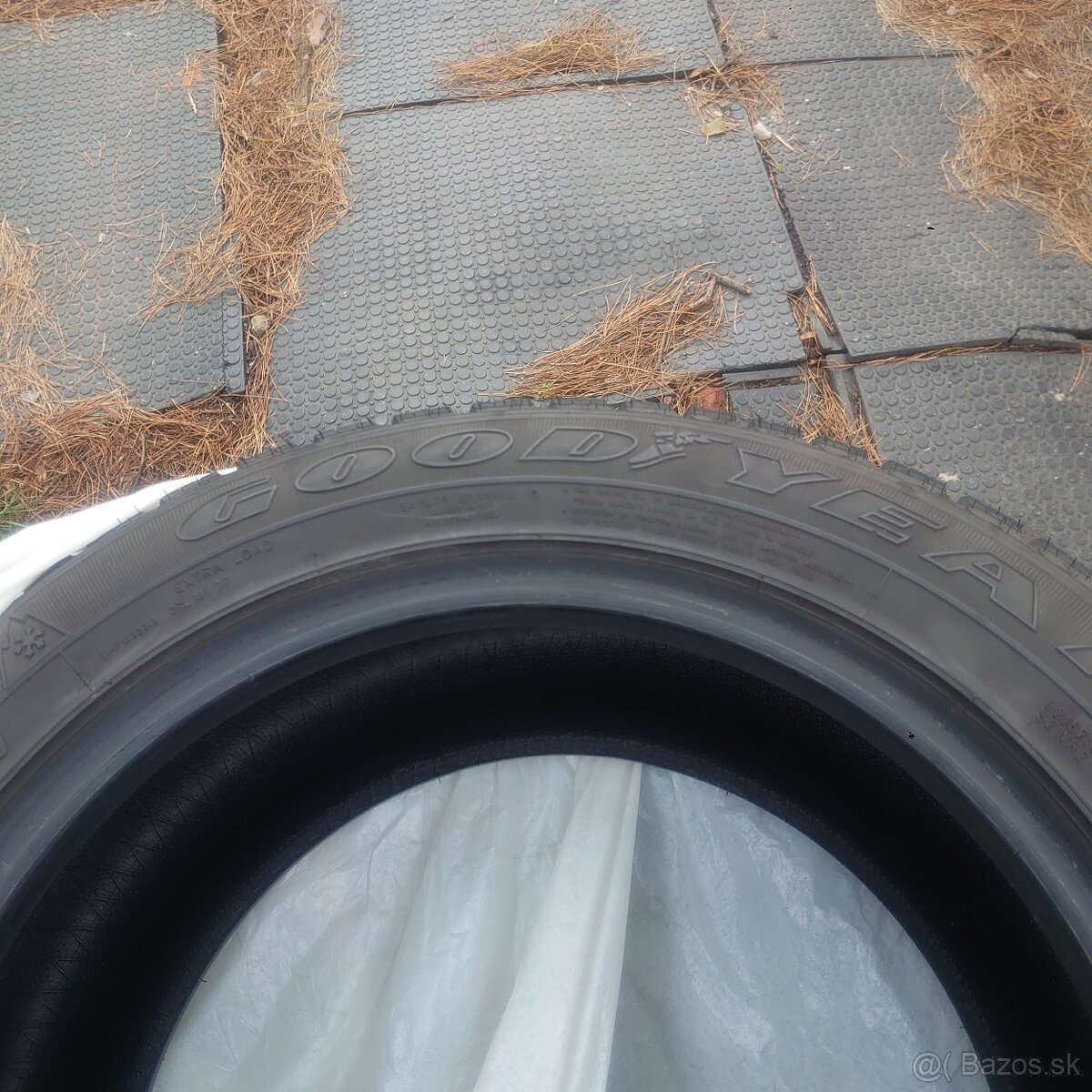 zimné 235/55r17 - 2