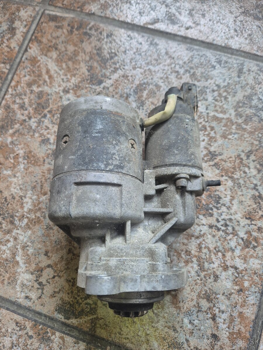 Predám štartér na škoda fabia I. - 2