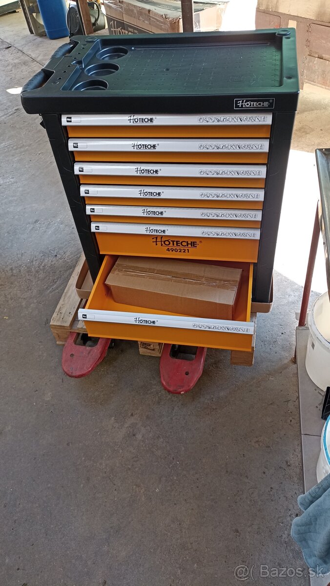 Predám prazdny dielnensky vozik - 2