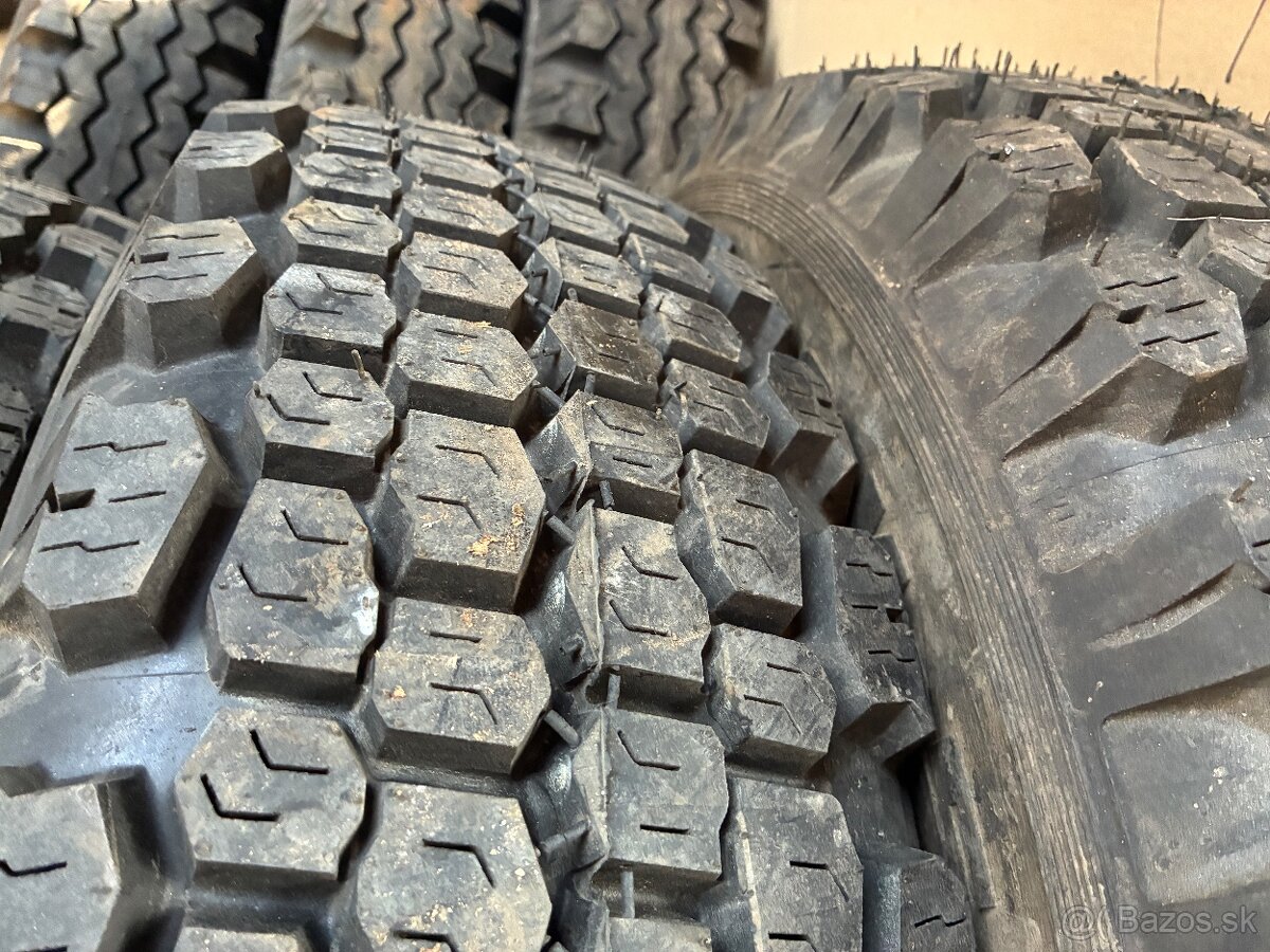 Kama 225/85-15 C predám pneu - 2