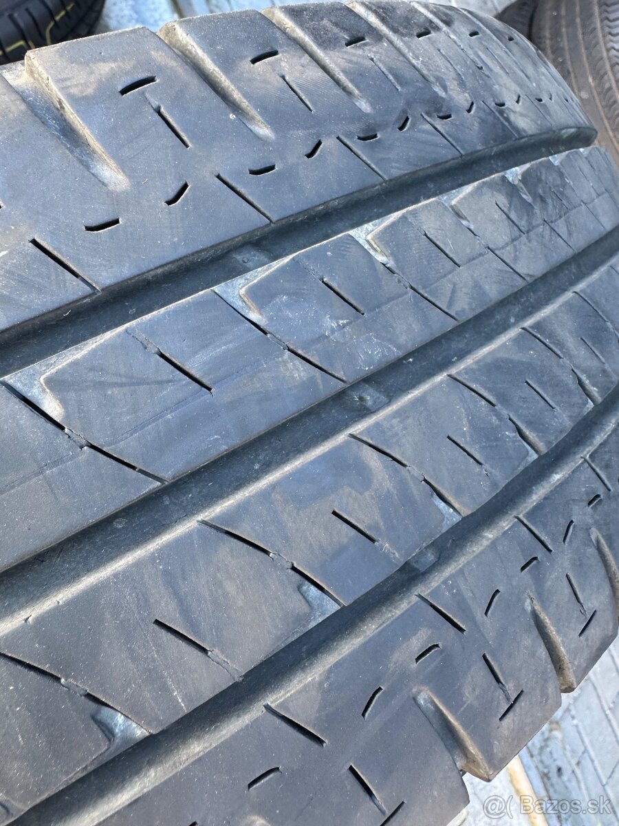 205/65R16c Michelin - 2