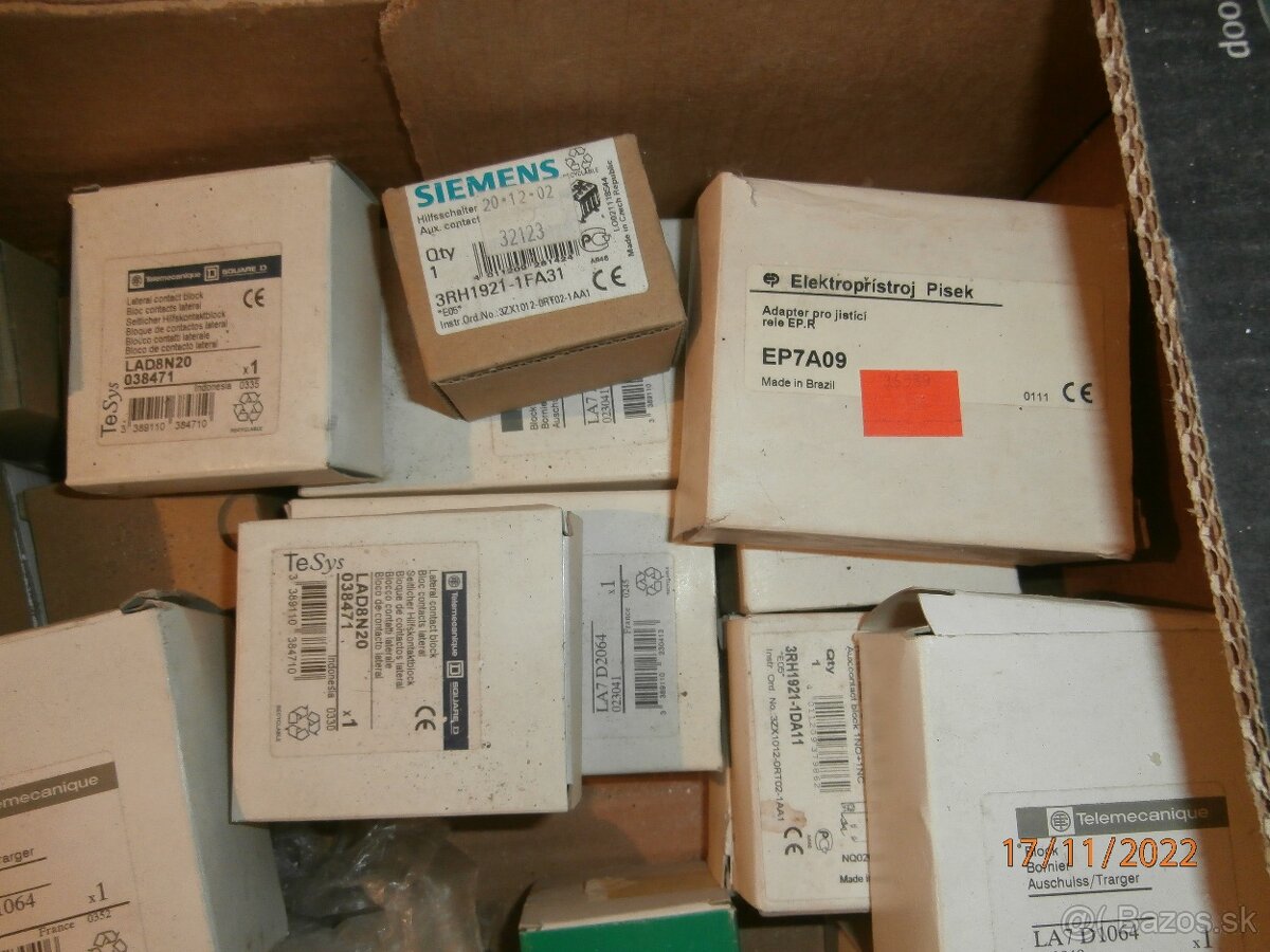 Pomocné kontakty na stykače. - 2