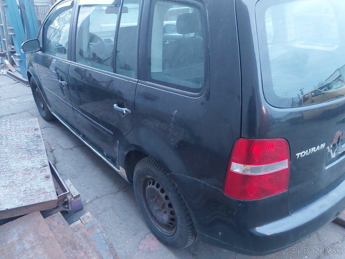 predám volkswagen turan - 2
