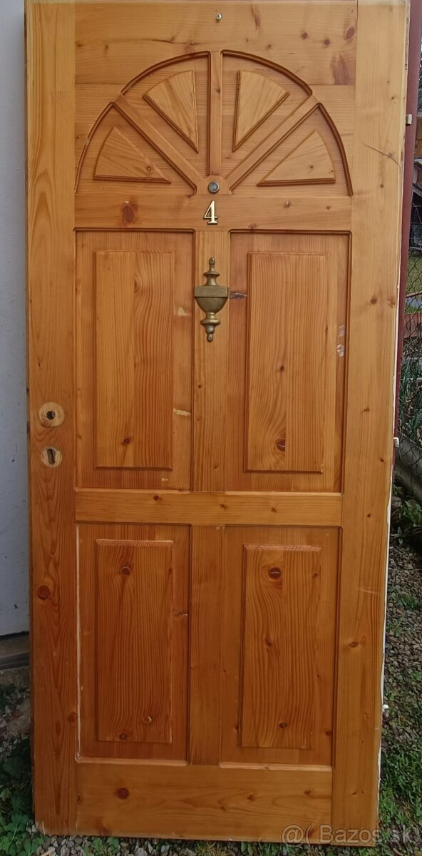 Bytove dvere - drevene - 2