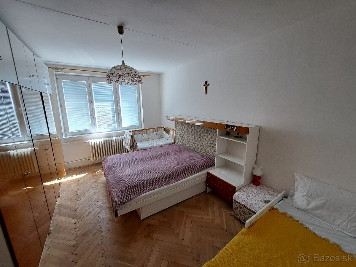 Krátkodobý prenájom 3i bytu na Tatranskej Štrbe - 2