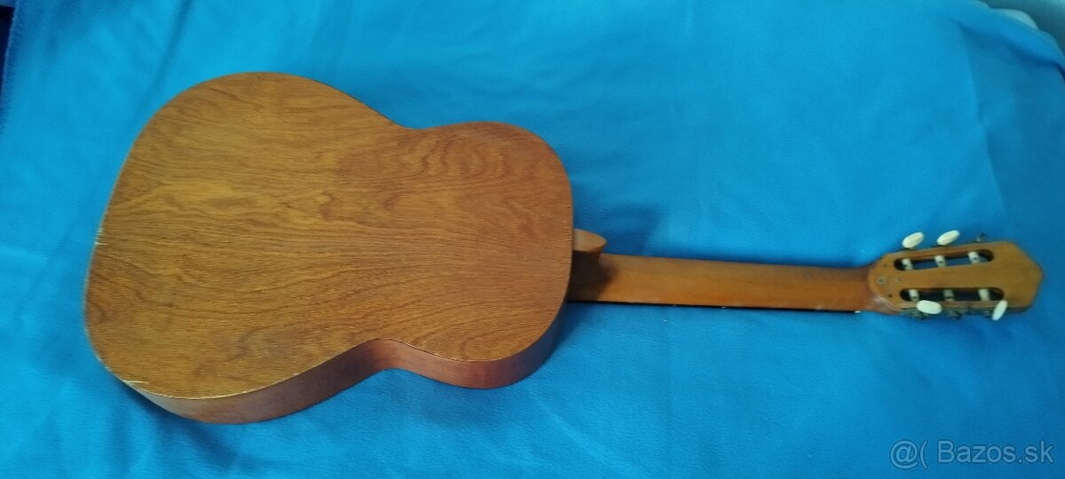 Akustická gitara - 2
