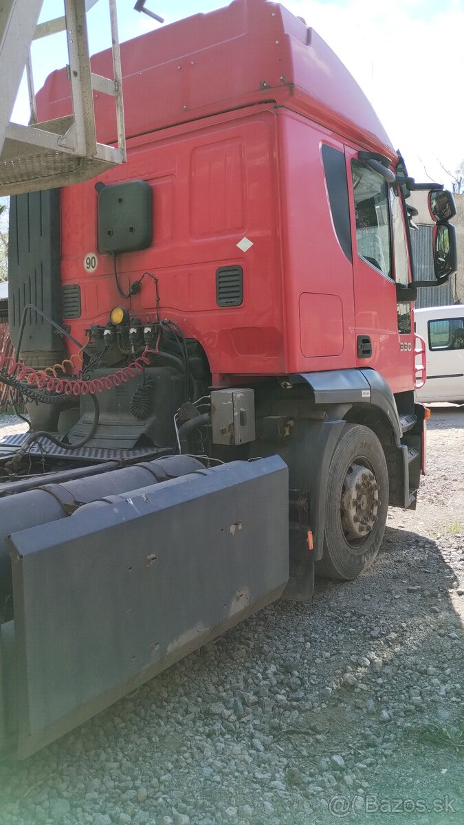 Iveco Stralis 330 CNG - 2