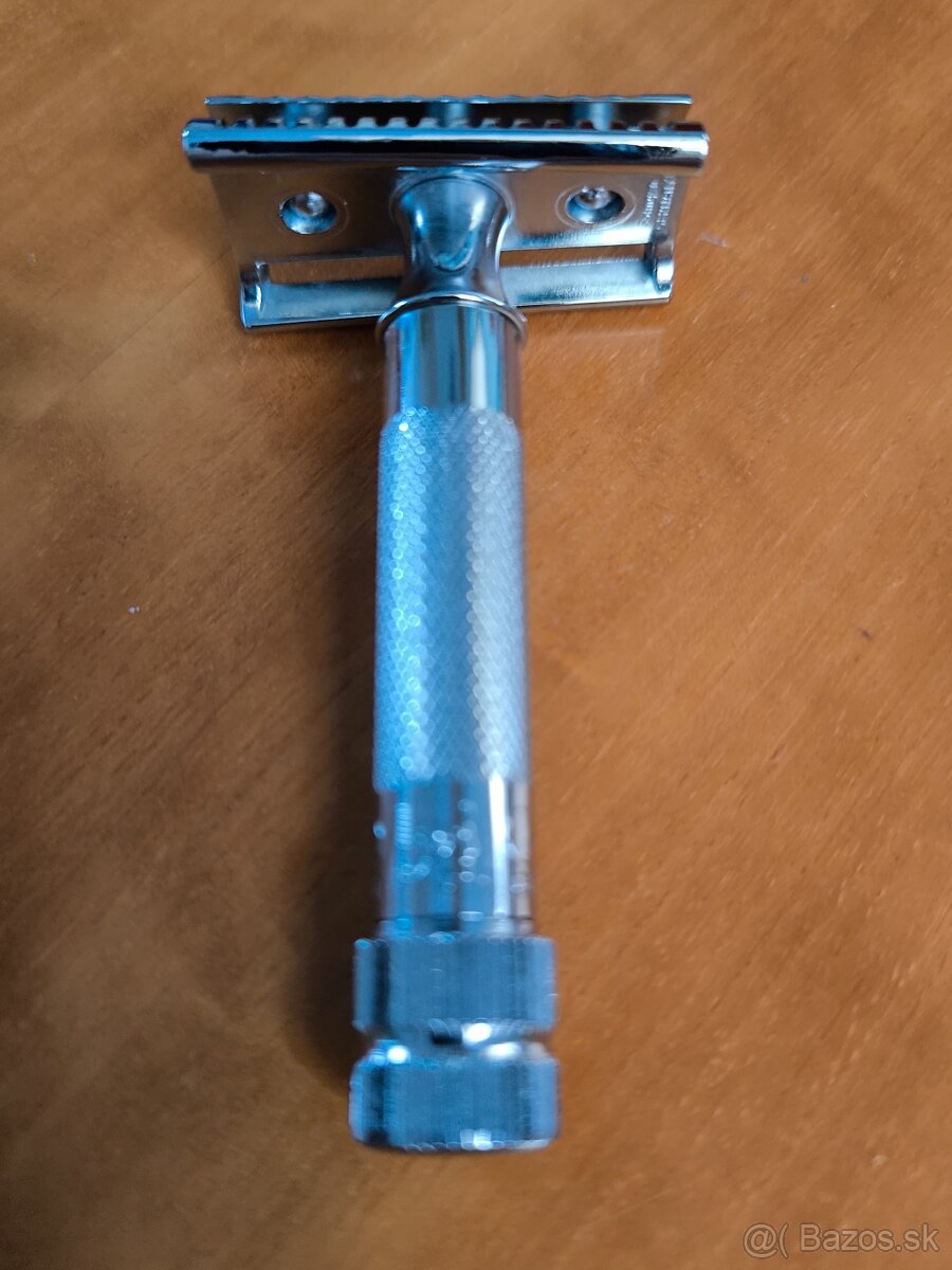 Holiaci strojček MERKUR 37C - 2
