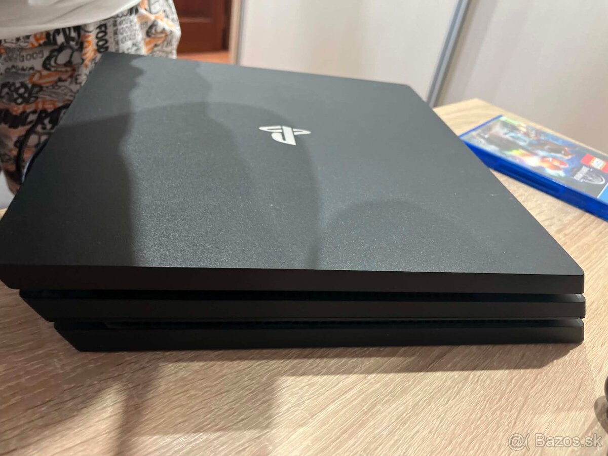 Predam Ps4 pro 1TB - 2