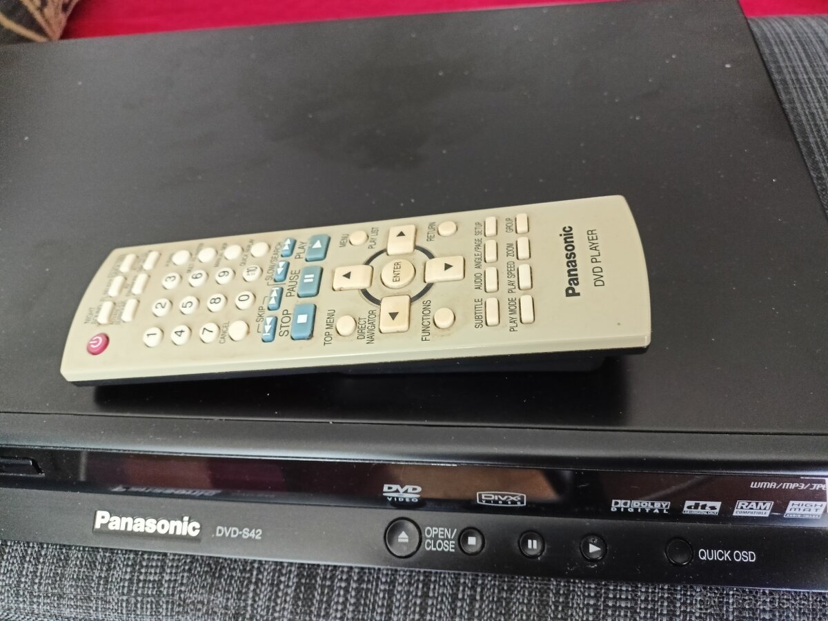 DVD prehrávač PANASONIC S42 DiVX - 2