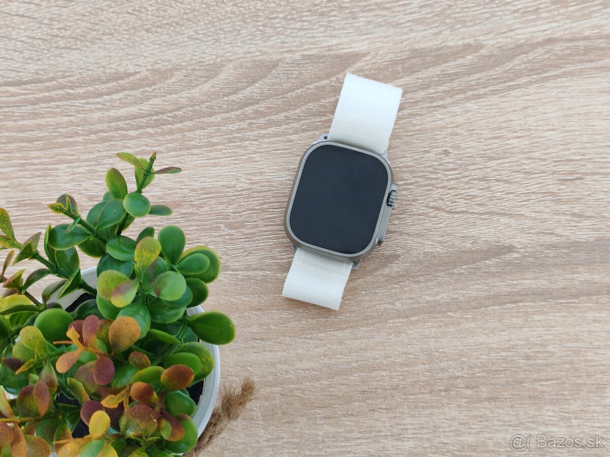 Apple Watch Ultra GPS+Cellular 49mm Titanium Case - 2