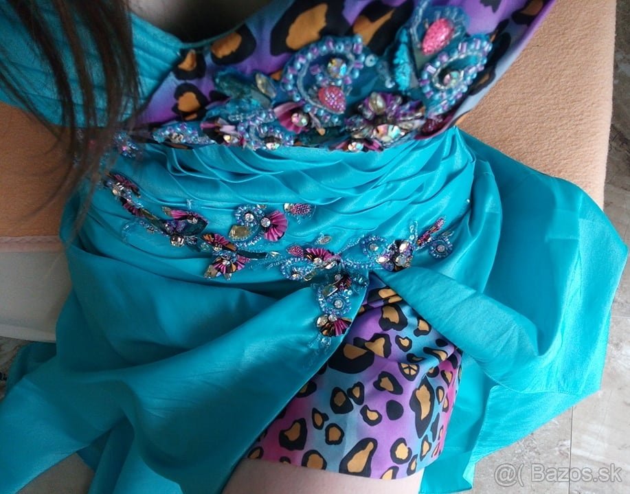 Predám nádherné, originálne, dlhé, modré, značkové šaty - 2