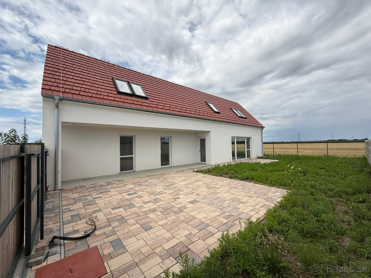 Na predaj 4-izbový dom / poschodový / vo vybavení ŠTANDARD - 2