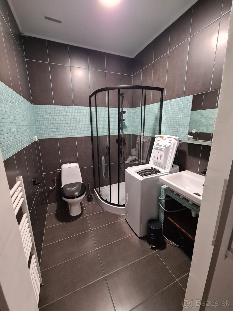 Na prenájom 1,5-izbový byt Banská Bystrica - 2