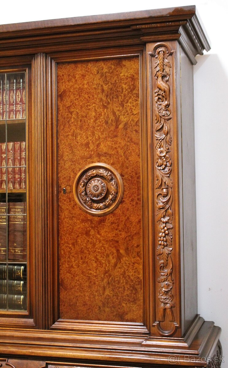 Starožitná neorenesanční knihovna na lvích tlapách - 2