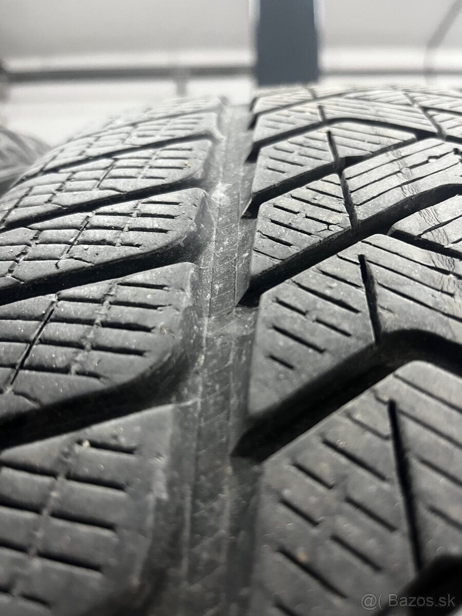 255/55 r18 zimne pneu - 2