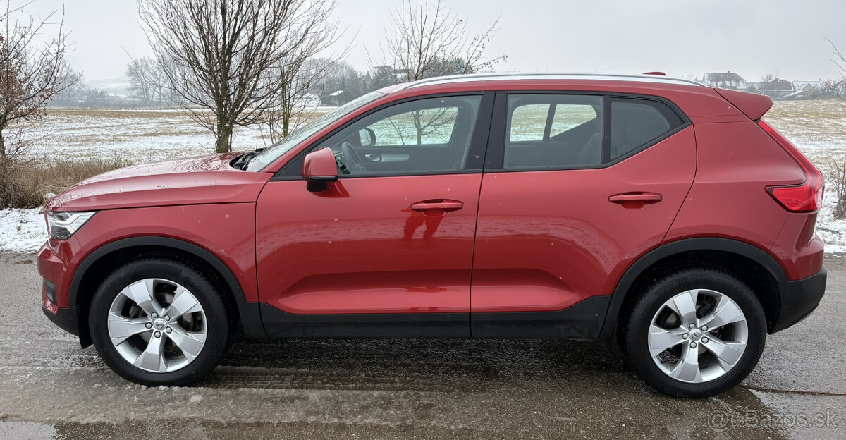 Volvo XC40 D3 Momentum AT 110kW - 2