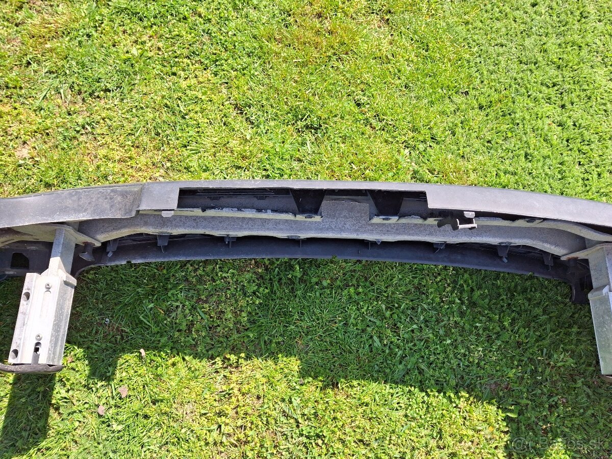 Audi A4 avant zadný nárazník - 2