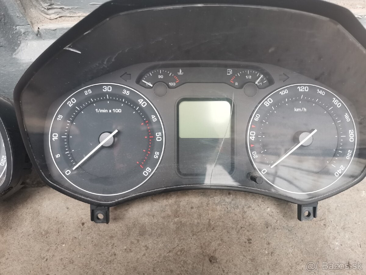 Predám budiky octavia, fabia, - 2