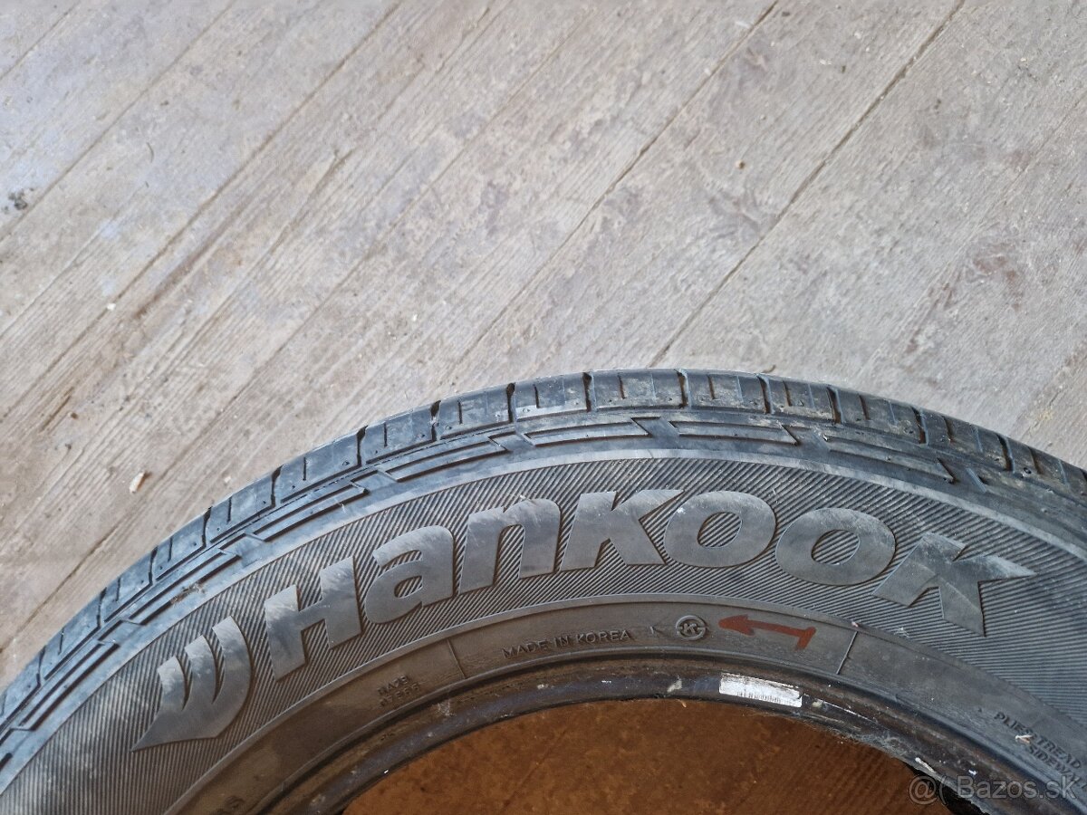 Hankook 235/65R17 - 2