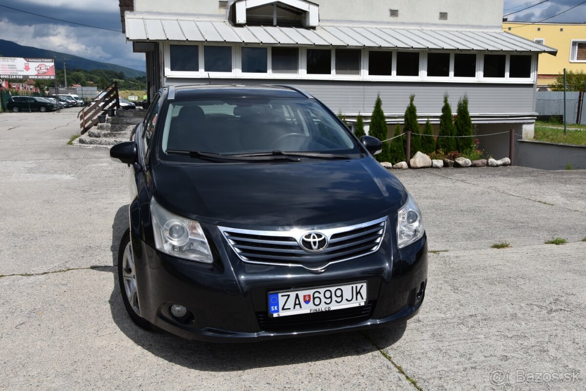 Toyota Avensis Combi - 2