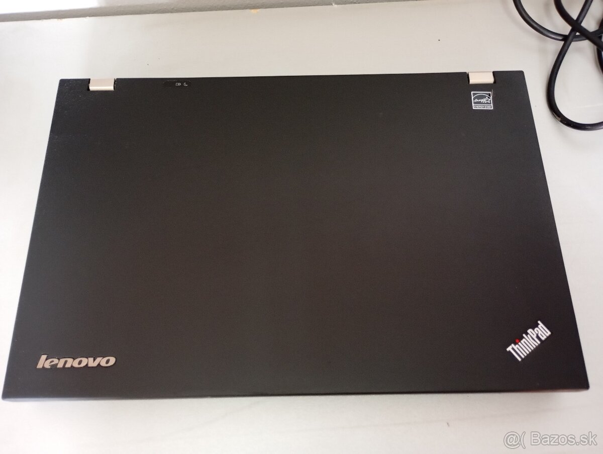 predám LENOVO THINKPAD T530 , poškodený displej - 2