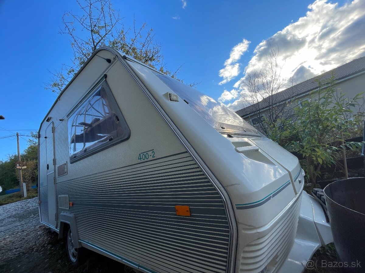 Predám zrekonštrovaný obytný príves - 2