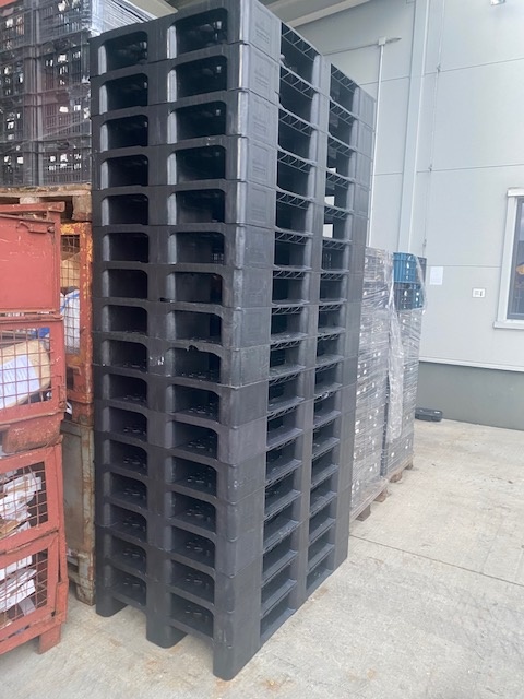 Palety , plastové , drevené a sudy - 2