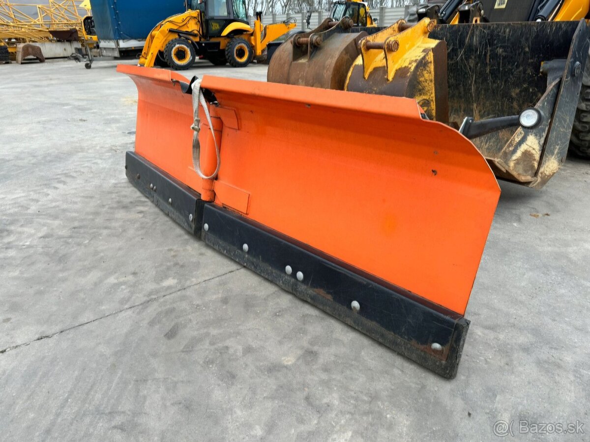 Predám hydraolicku snehovú radlicu - 2