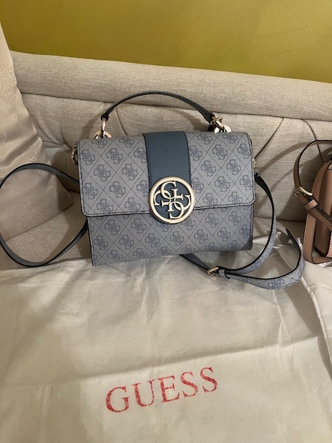 Guess kabelka a Calvin Klein kabelka - 2