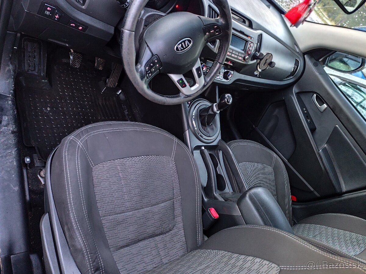 Predám Kia Sportage 2012 2.0crdi 2wd - 2