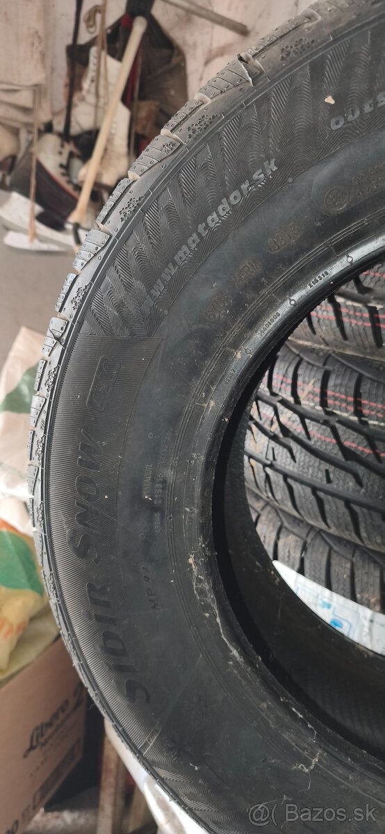 Zimné pneumatiky 215/70 r16 - 2