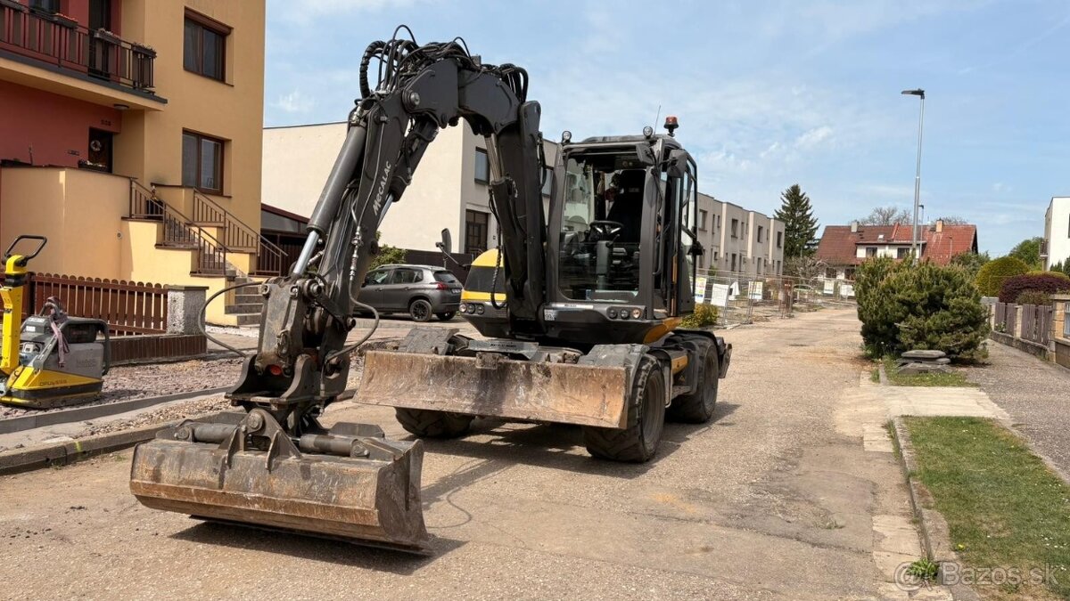 Prodám Mecalac 9 MWR - 2