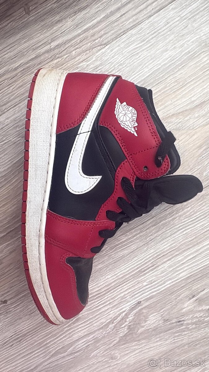 Predam tenisky NikeAirJordan - 2