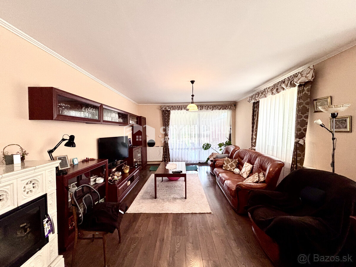 Ponúkame Vám na predaj 5 izbový rodinný dom v obci Bajč - 2