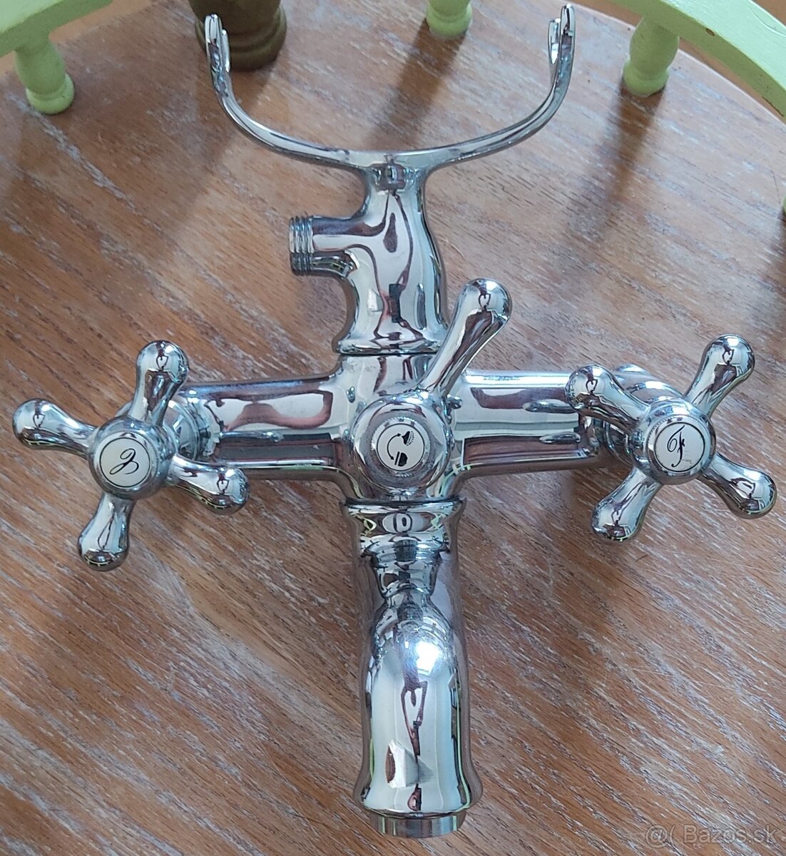 Vaňová nástenná batéria - 2