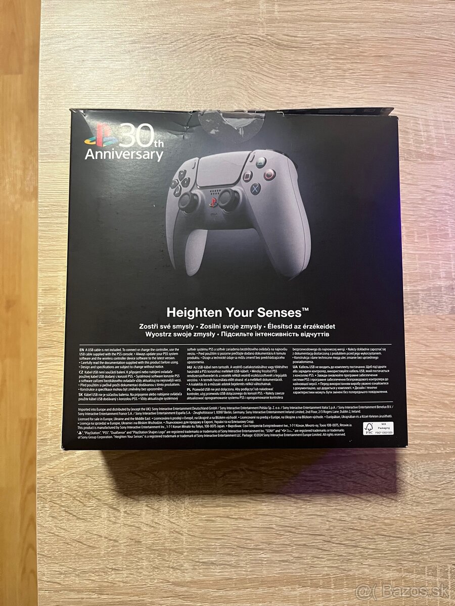 PS5 Dualsense 30th Anniversary limitovaná edícia - 2