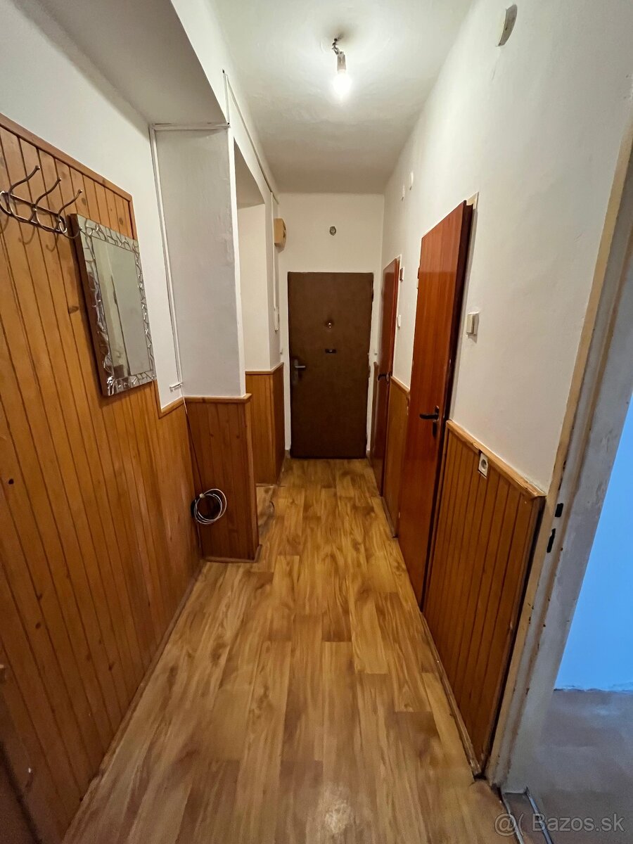 na predaj 2-izbový byt - 2