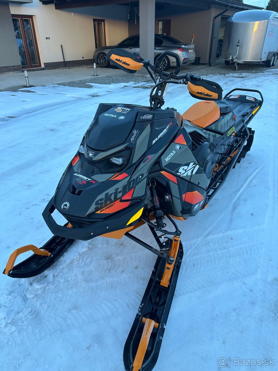 R.v:2023 turbo, ski doo - 2