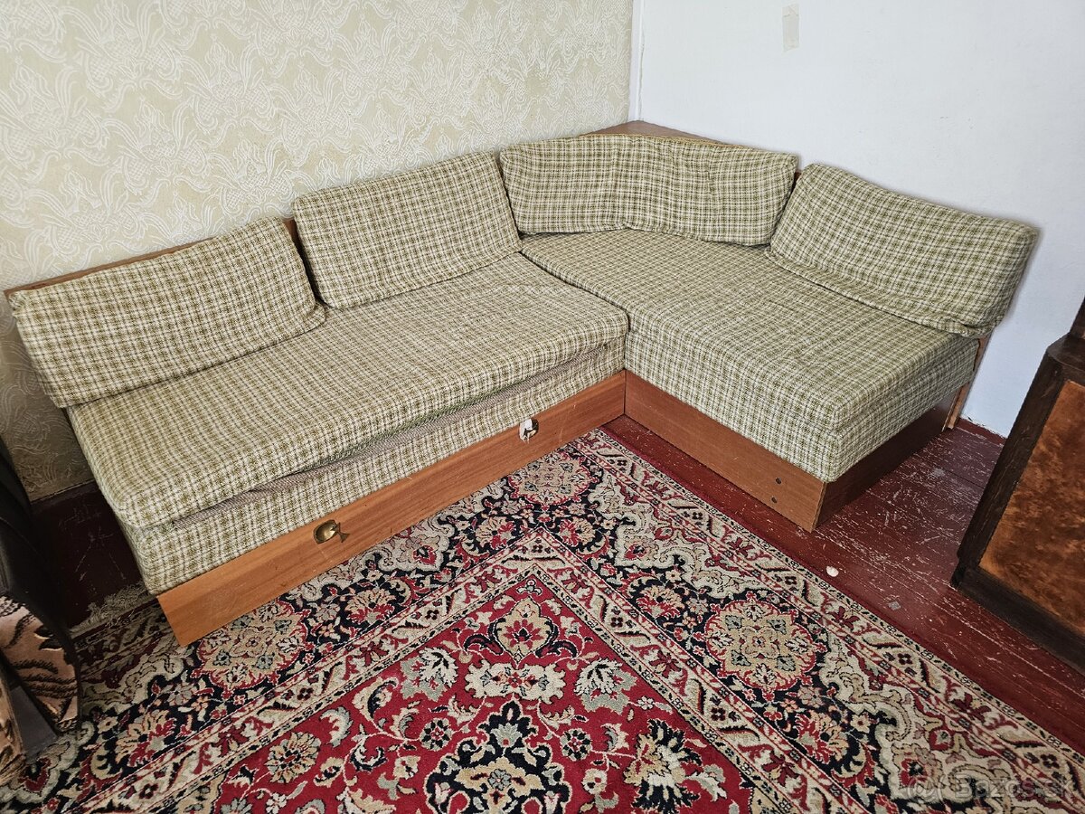 Predám rozťahovací mini gauč - 2