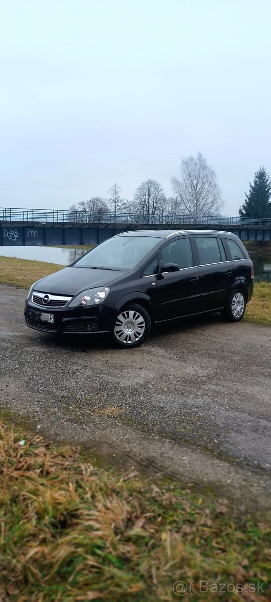 Zafira automat 7 miest nová STK - 2