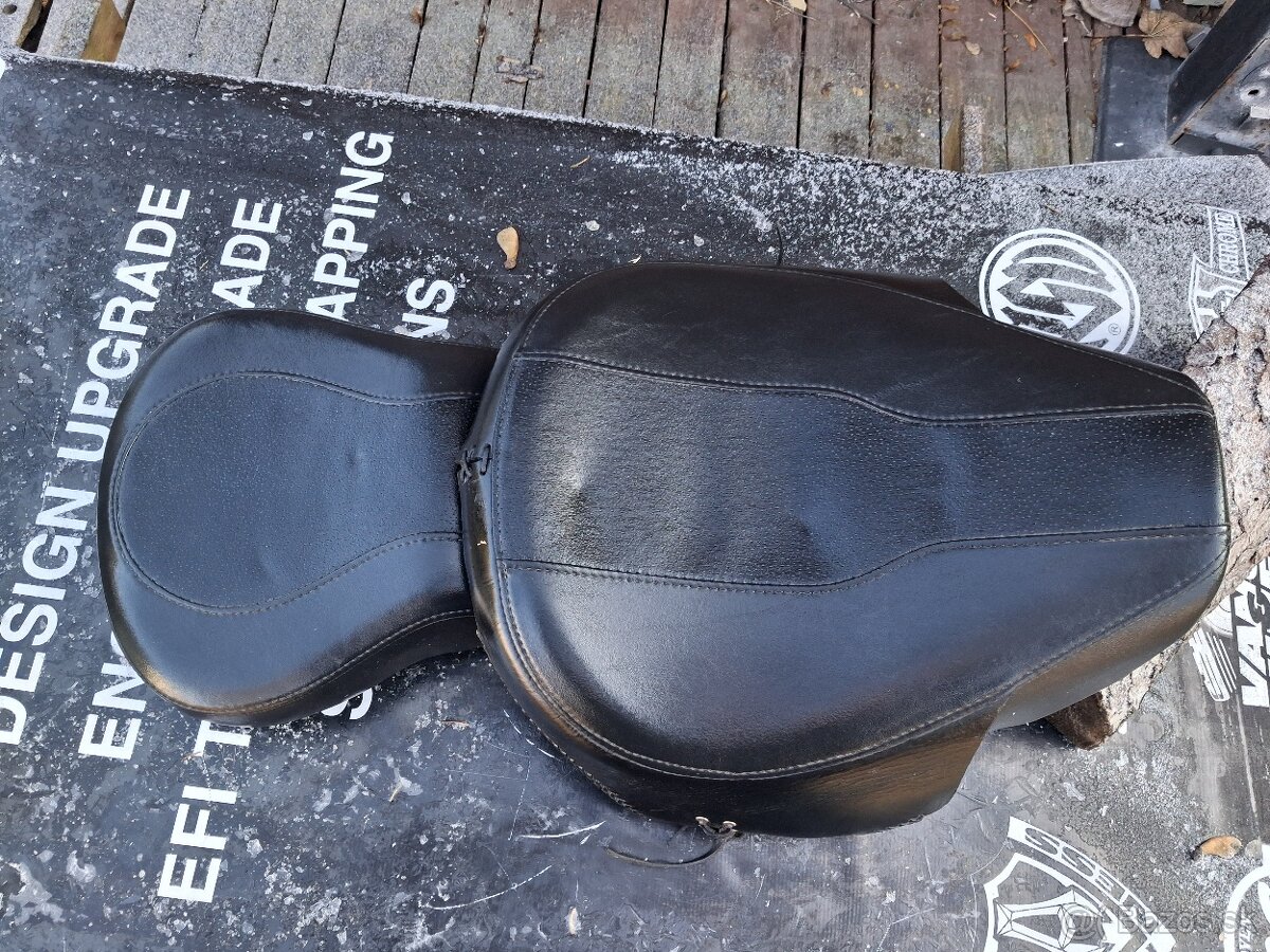 Harley Davidson sedlo Softail - 2